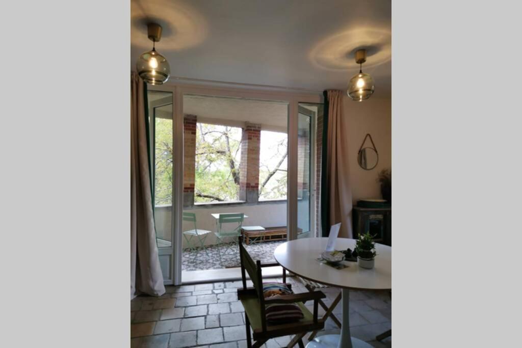 Amalouyse Studio De Charme Au Coeur Des Chateaux De Loire مونتلويس سور لوار المظهر الخارجي الصورة